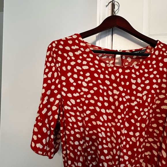 Belted Dalmatian Print Ruffle Trim Dress, Sz L - Picture 4 of 13